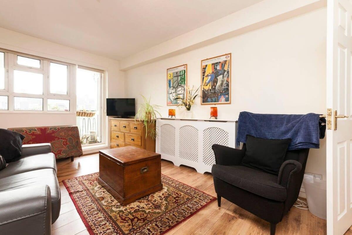 Central Camden Flat With Terrace For 4 People London Exteriör bild